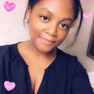 Meet your Posher, Elyse